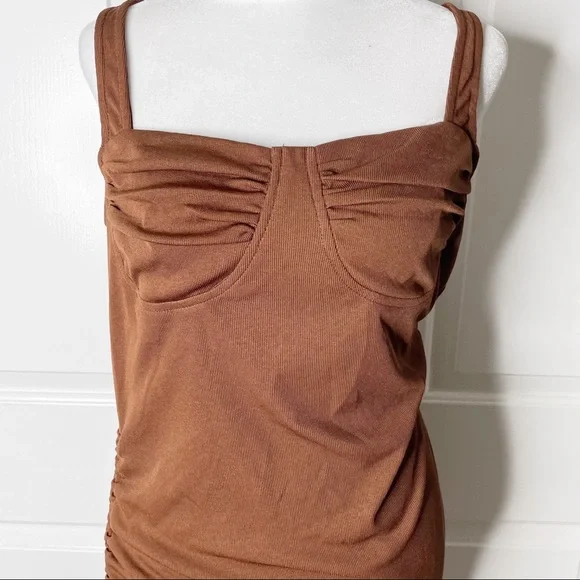 J.O.A side ruched bodycon dress (L) - Picture 6 of 14